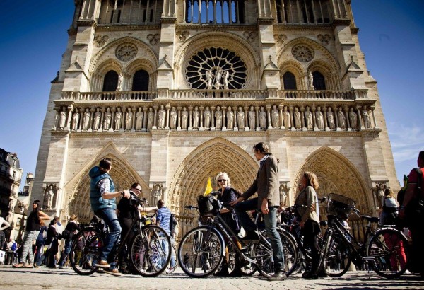 Visit Paris by bike with Paris Bike Tour