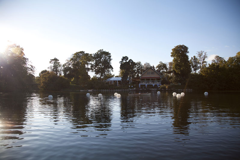 Have lunch at the water’s edge at the Chalet des Iles