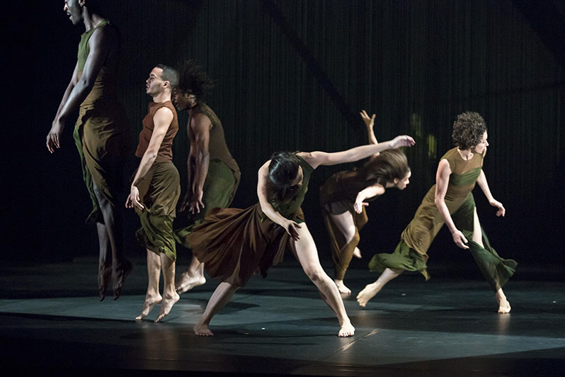 The Song of Songs by Abou Lagraa at Chaillot