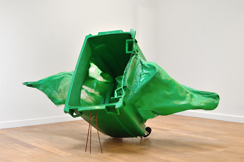 Exhibition: Anita Molinero, Fill up that hole!