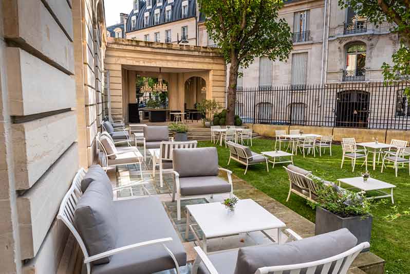 Jardin BBar : la terrasse estivale de la Cristal Room Baccarat